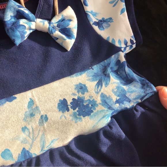 Handmade Toddler Dress & Matching Bow - Picture 2 of 2